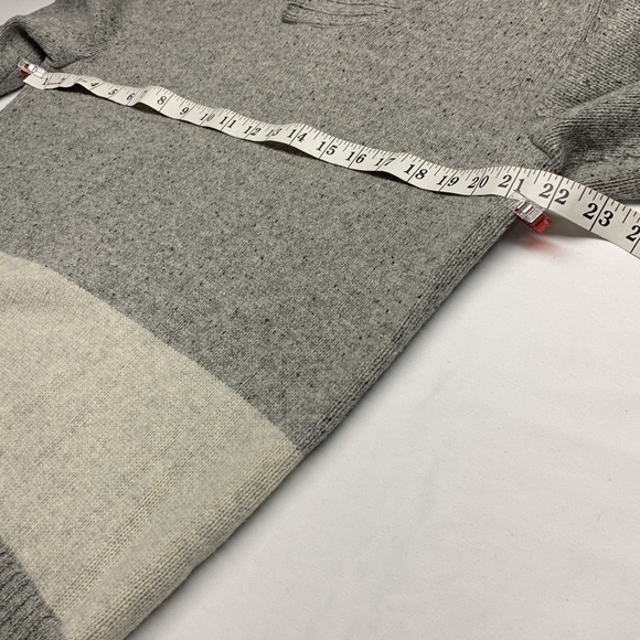 Gap Lambs Wool Shawl Neck Sweater Size Medium Grey/Beige - Picture 8 of 9